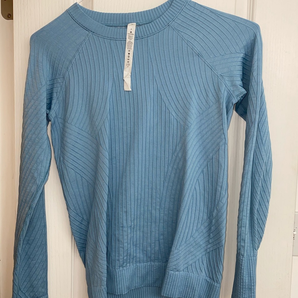 Lululemon long sleeve!